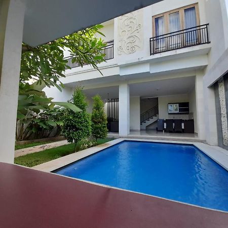 The Kayuputih Villa Lovina  Exterior photo