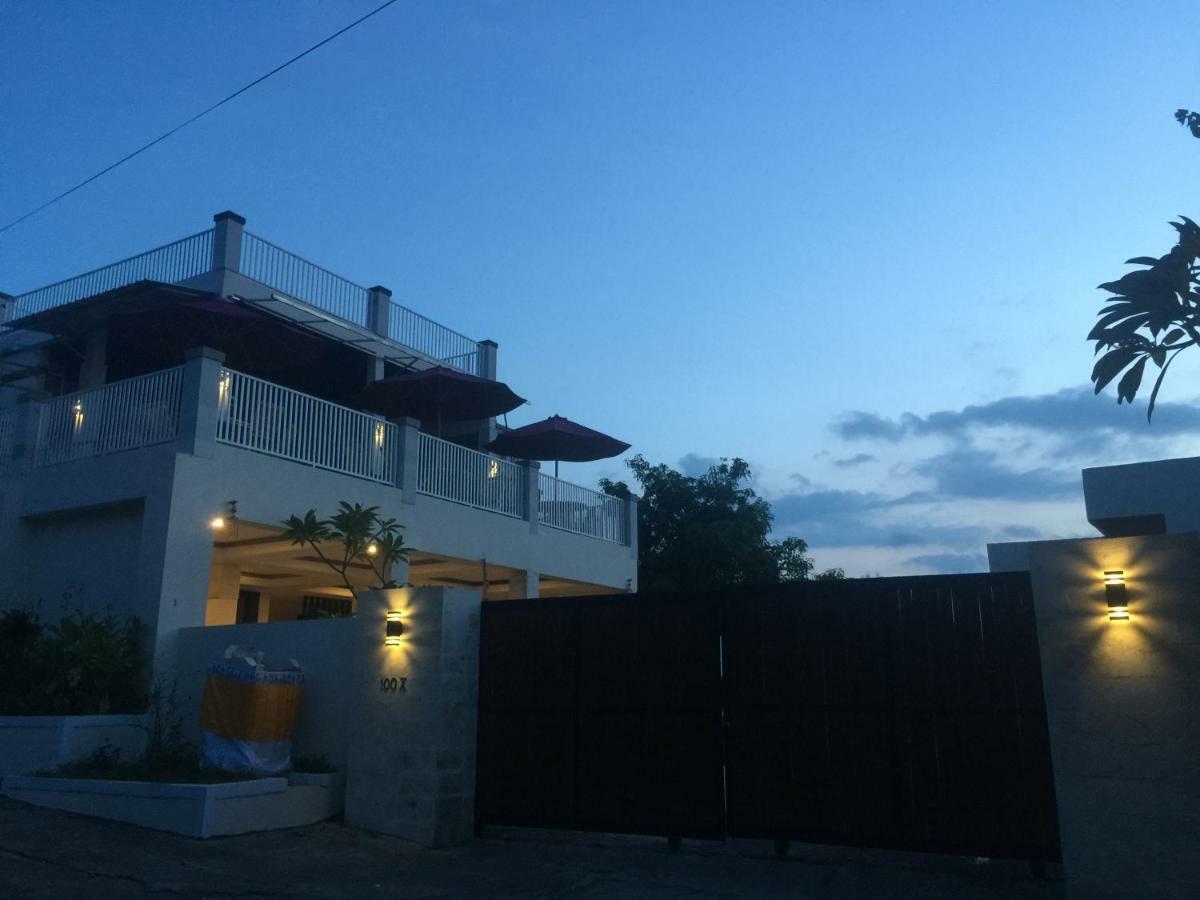 The Kayuputih Villa Lovina  Exterior photo